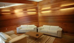 Отделка квартиры деревянными панелями